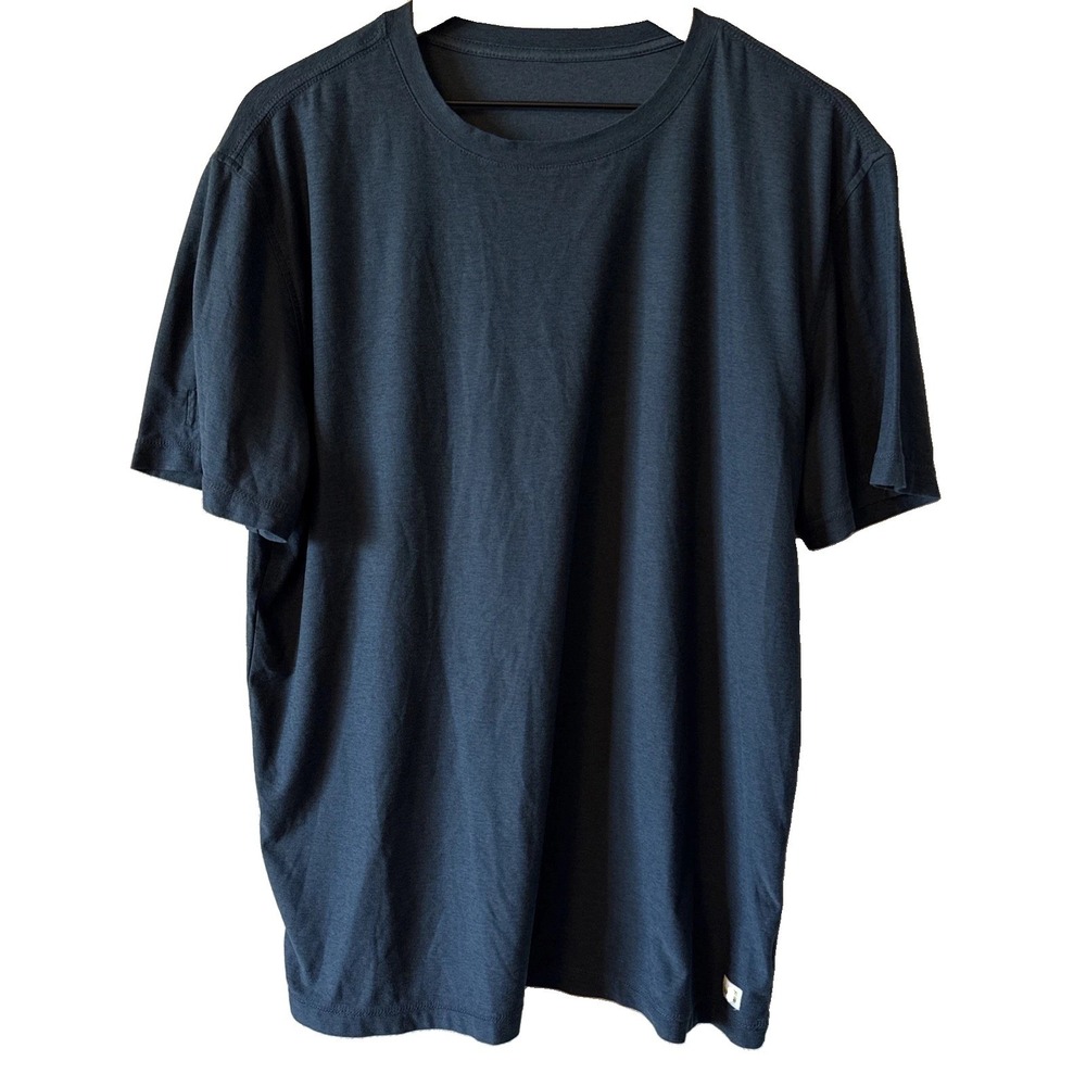 Vuori Strato Tech Tee Mens Size XL Blue Short Sleeve Crew Neck Shirt